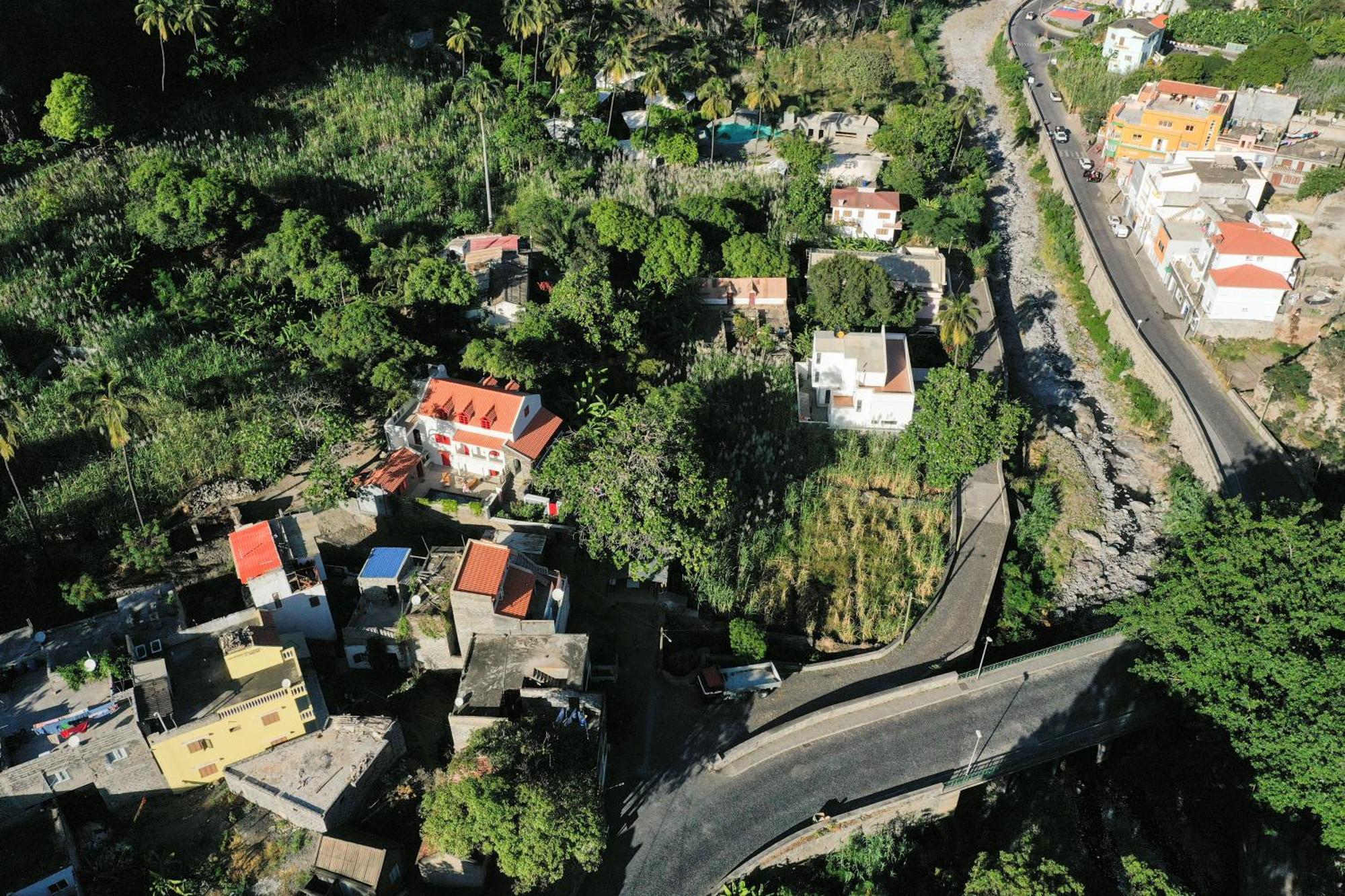 Kasa Wahnon Villa Pombas Exteriör bild